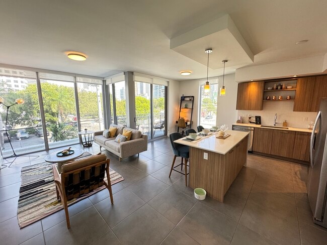 Photo - 405 NE 28th St Unit B