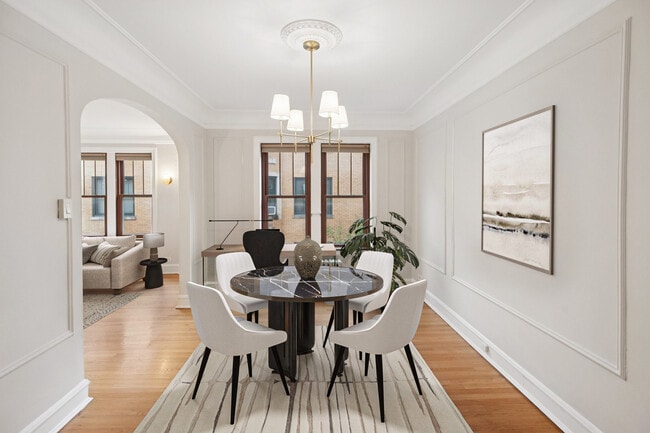 Photo - 1221 W Granville Ave Unit 2B