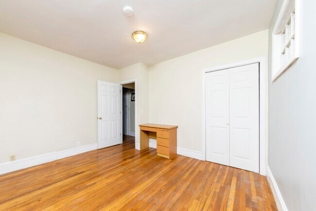 Photo - 22 Priesing St Unit 22
