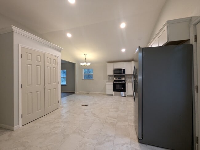 Photo - 4737 Old Guinn Rd