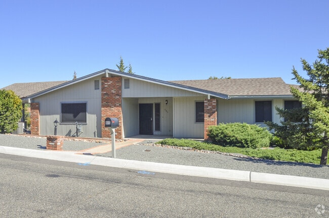 Building Photo - 3 bedroom, 2 bath home in Yavapai Hills