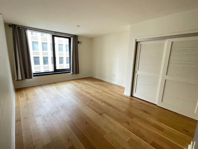 Photo - 199 New Montgomery St