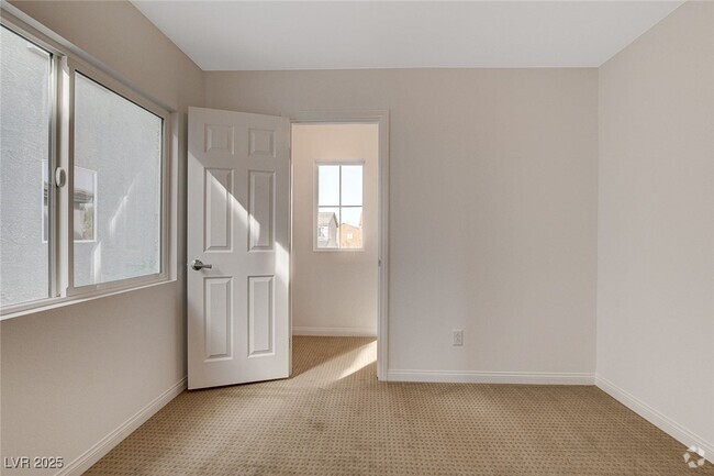 Building Photo - 6007 Whitmire Ave Rental