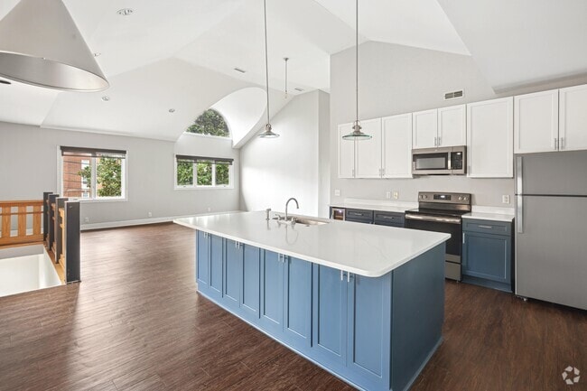 Building Photo - Midtown Square Rental