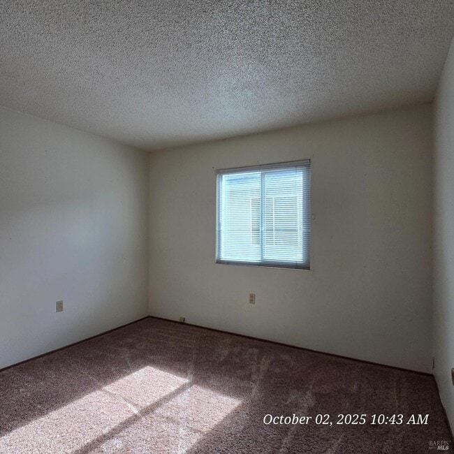 Photo - 115 Isle Royale Cir