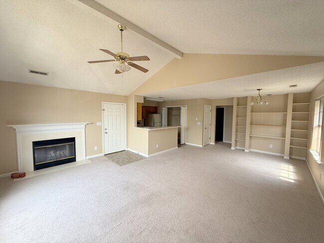 262 Waters Edge Ln