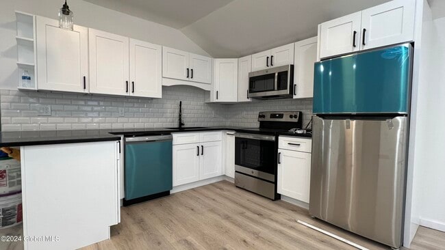 Photo - 355 4th St Unit 2nd Flr