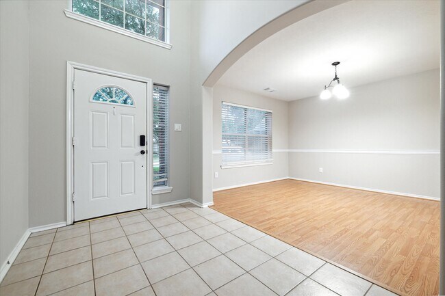 Photo - 24423 Pepperrell Pl St