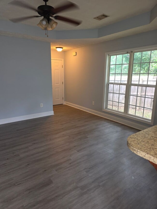 Photo - A Great Starter Home Just For YOU!