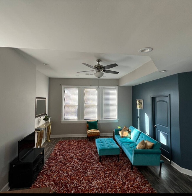 Photo - 3010 Melrose Ave Unit #2