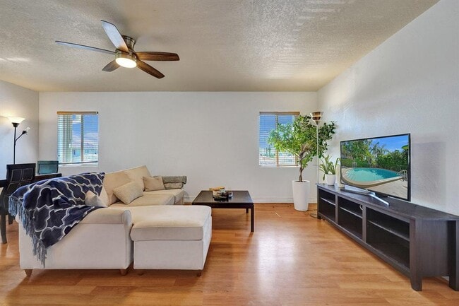 Photo - 1423 Holly Heights Dr Unit 12