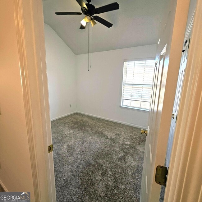 Photo - 1278 Labrador Ln