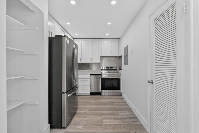 Photo - 17051 NE 35th Ave Unit 207