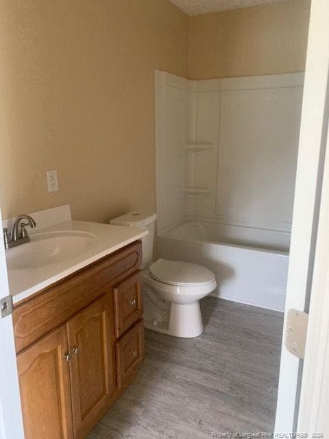 Photo - 209 Godwin St