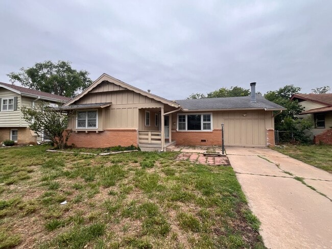Building Photo - Beautiful 3 bedroom home