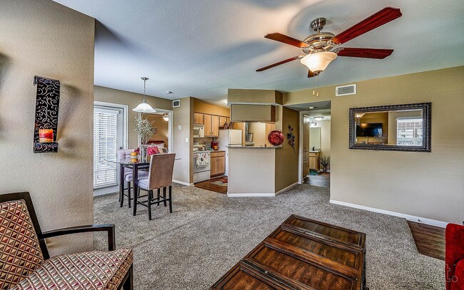 Dining Area - Stonegate