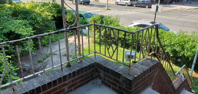 Photo - 37 Cass Pl Townhome