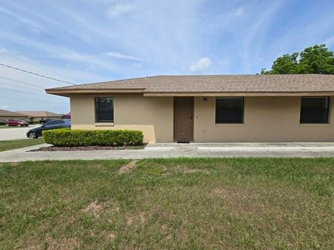 Building Photo - 3940 Spoonbill Ct