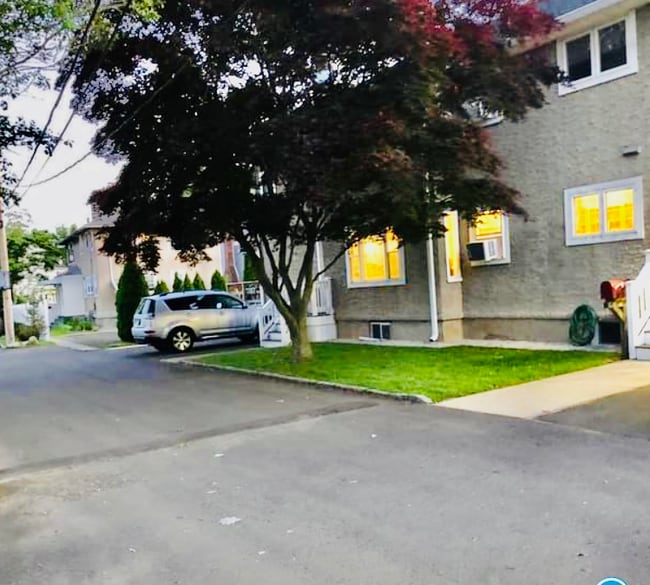 Photo - 1 Carlson Ct Unit 1A