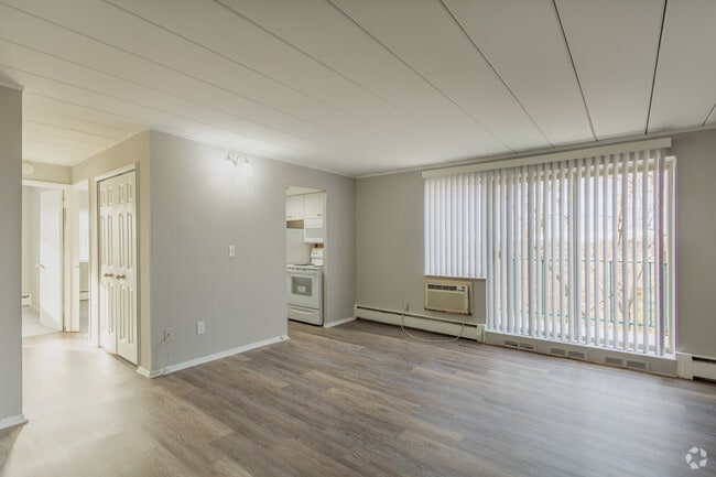 2BD 1BA 775 - 800 sq. ft.