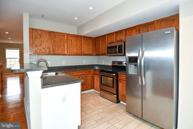 Photo - 11361 King George Dr