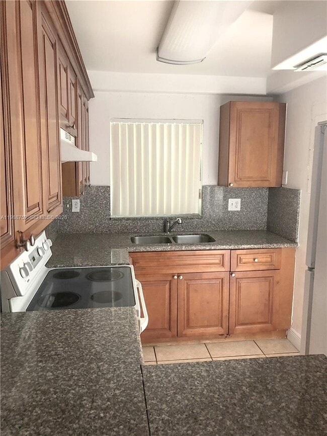 Photo - 4415 W 10th Ln