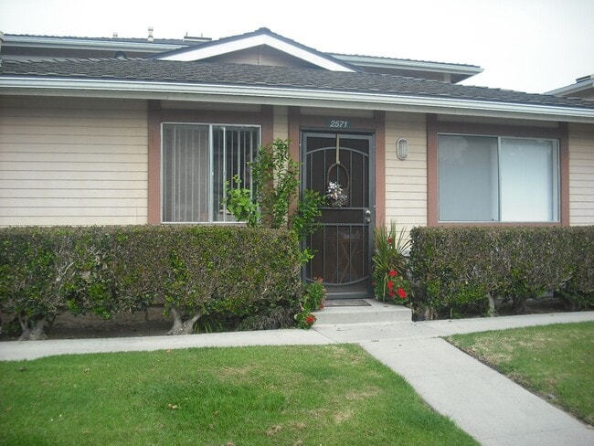 Popular Townhouse - All-Gas Appliances - Popular Townhouse - All-Gas Appliances