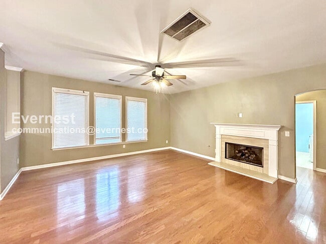 Photo - 212 Horizon Hill