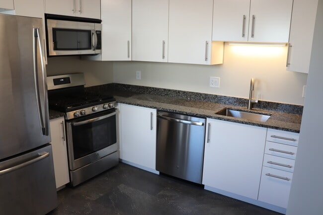 Cocina - 2742 Wolcott St