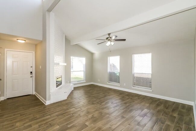 Photo - 4167 Amir St