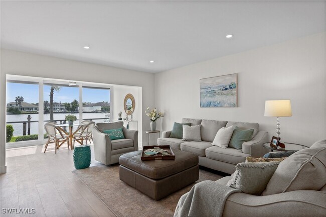 Photo - 3400 Gulf Shore Blvd N Unidad K2