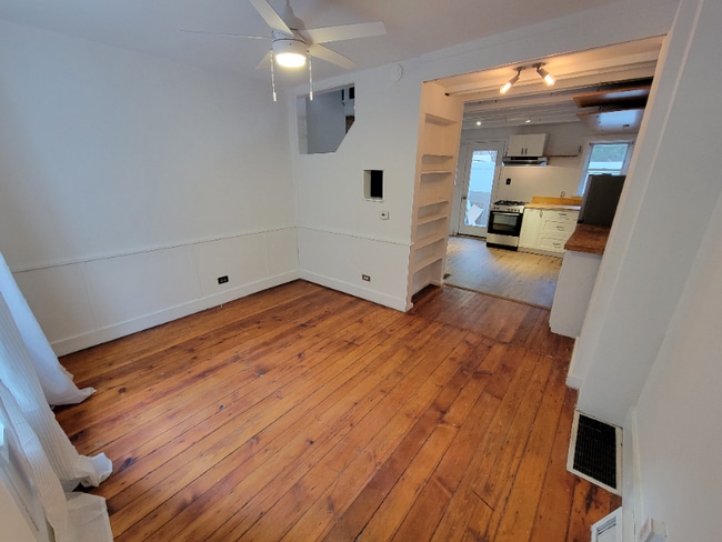 Photo - 223 Mercer St