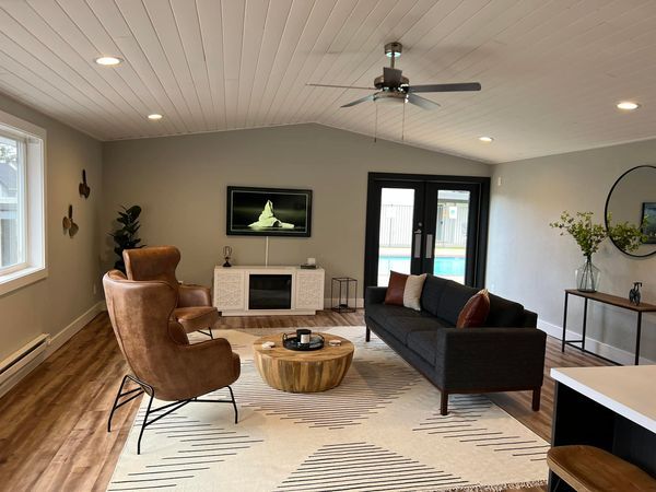 Cabana - Erlands Point Apartments