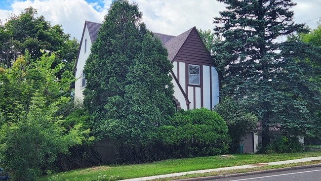 Front of Home - 209 N 21st Ave E Unit #2