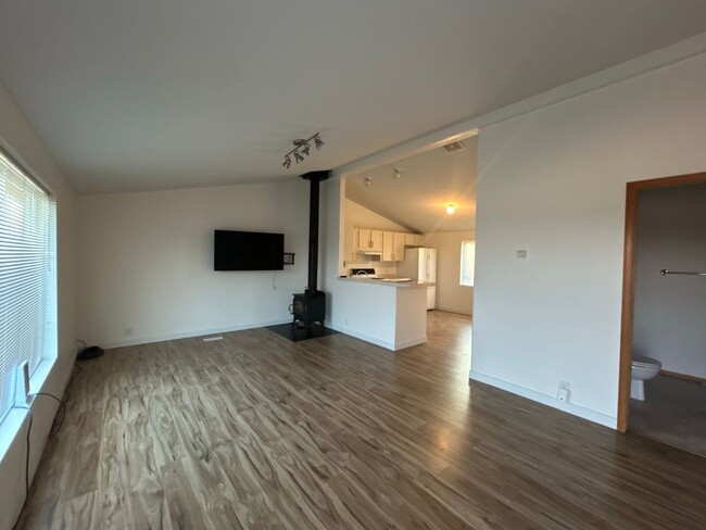 Photo - Cozy 2BD Home Near Prineville Reservoir – Fenced Yard + Carport!