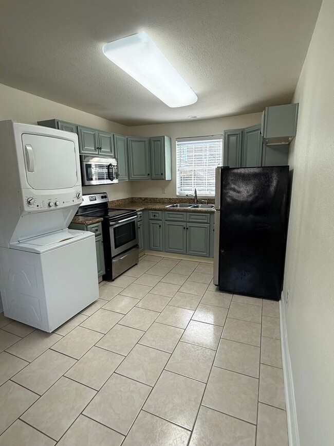 Photo - 1607 St Ann St. Unit 3