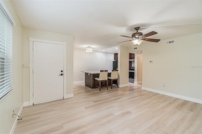Photo - 4810 S Dauphin Ave Unit 13C