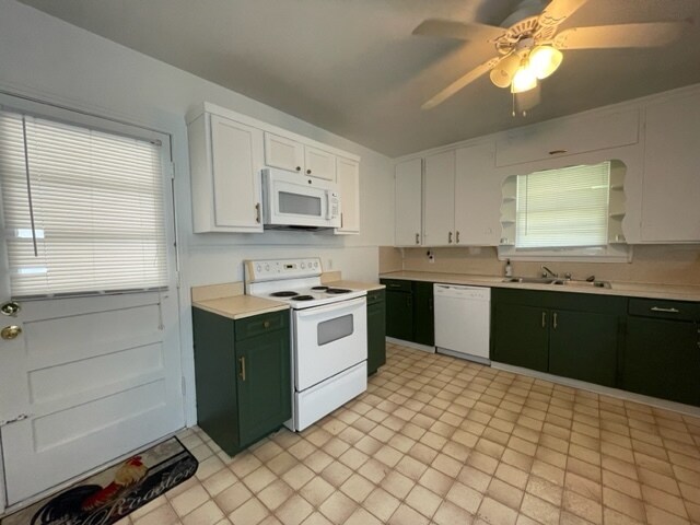 Kitchen - 2116 Second St