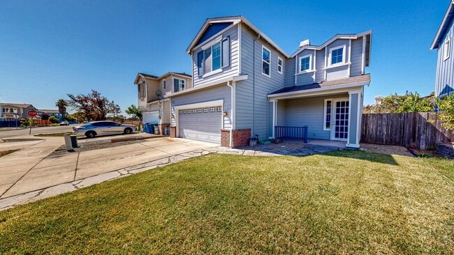 Photo - Bright two story 3 Bedroom 2.5 Bathroom Ho...
