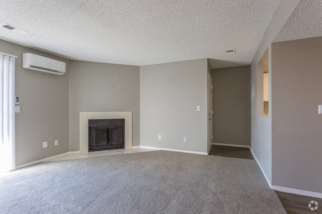 Interior Photo - Western Hills Rental