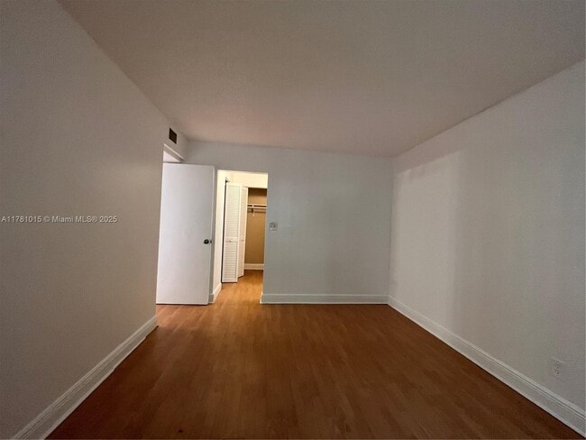 Photo - 1201 SW 50th Ave Unit 105