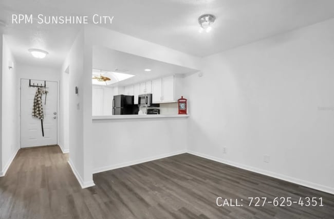 Photo - 7360 Ulmerton Rd