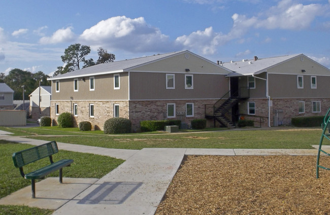 Berkeley Pointe - Berkeley Pointe Apartments