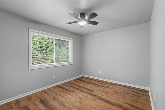 Photo - 2430 Coosawattee Dr NE Unit B