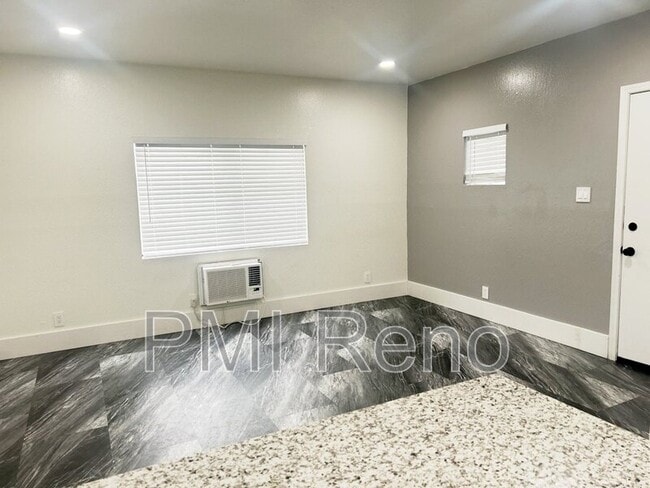 Photo - 778 Forest St Unit Apt 3