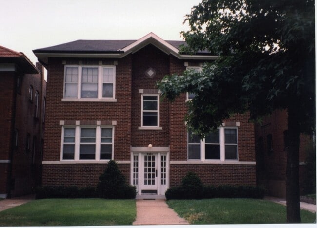 Building Photo - 6451 Alamo Ave Unit 2E Rental