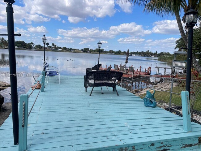 Photo - 4851 NW 192nd St Unidad 1