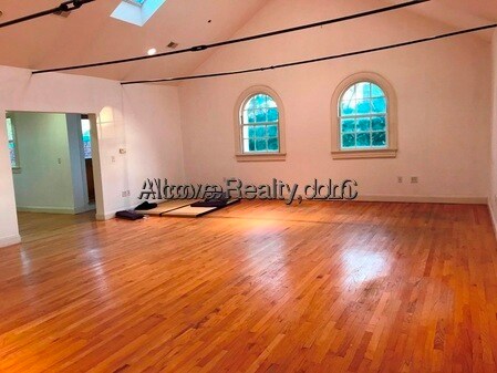 Building Photo - 191 Highland Ave Unit 3 Rental