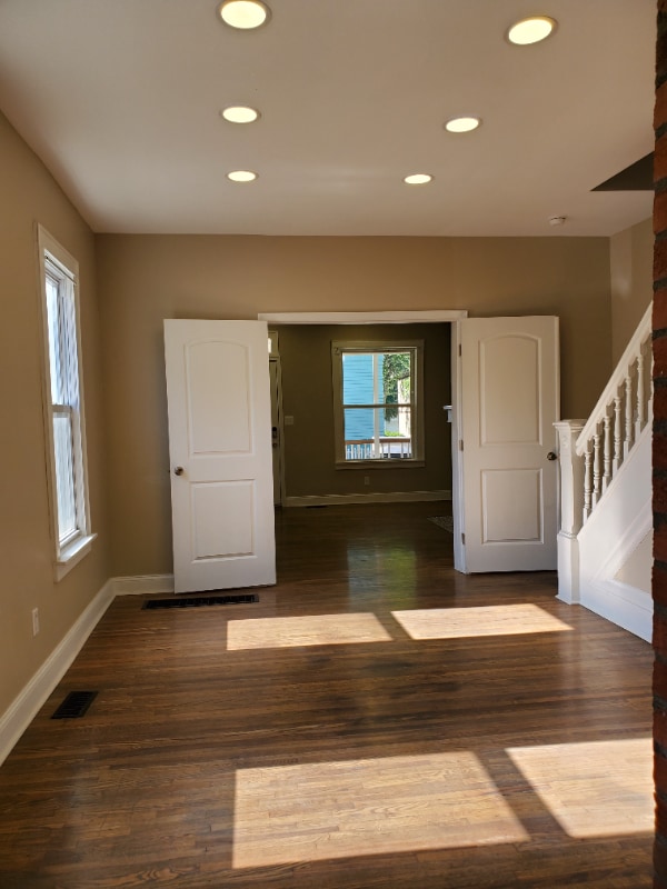 Photo - 144 E Maynard Ave