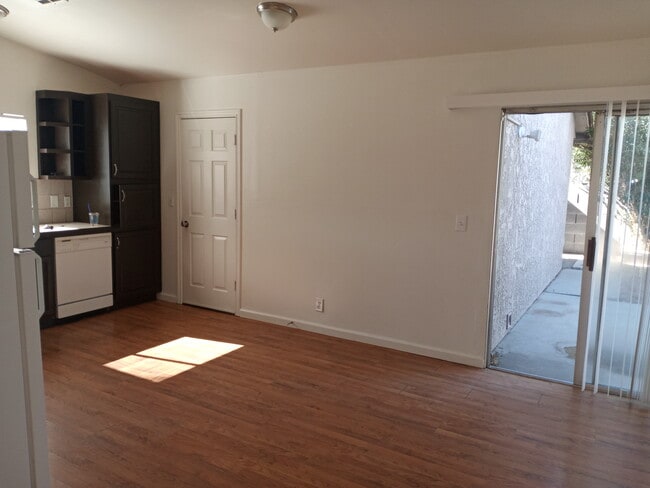 Photo - 6570 Mountainwood Ln